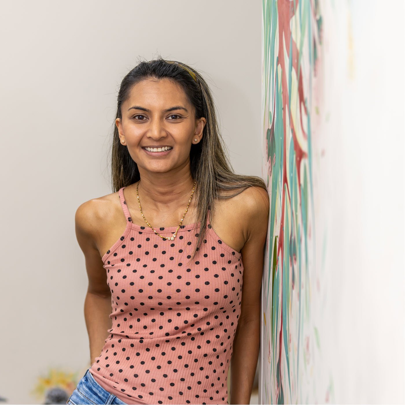 Happy woman smiling after receiving free drug counselling from Holyoake in Perth, WA.